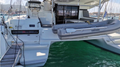 Lagoon 42