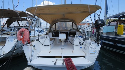 Dufour 350