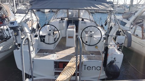 Beneteau Oceanis 38.1