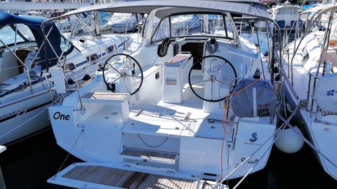 Beneteau Oceanis 38