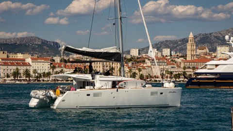 Lagoon 450 F