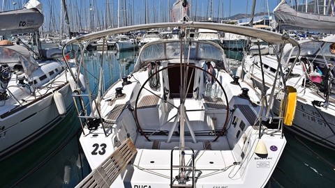 Beneteau First 35