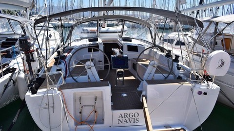 Hanse 415