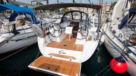 Bavaria CRUISER 34