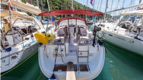Beneteau Oceanis Clipper 423