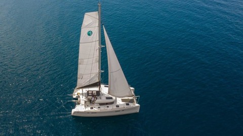 Lagoon 39