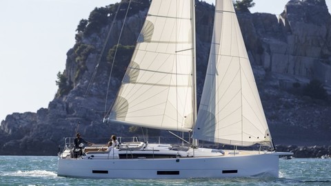 Dufour 390