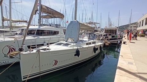 Hanse 455