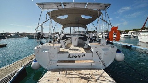 Beneteau Oceanis 46