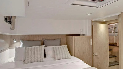 Lagoon 39