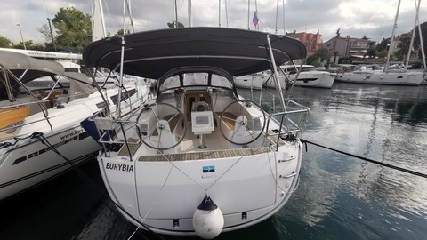 Bavaria CRUISER 34