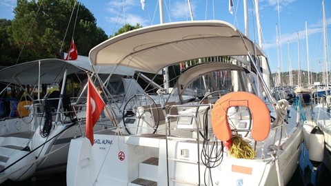 Beneteau Oceanis 40