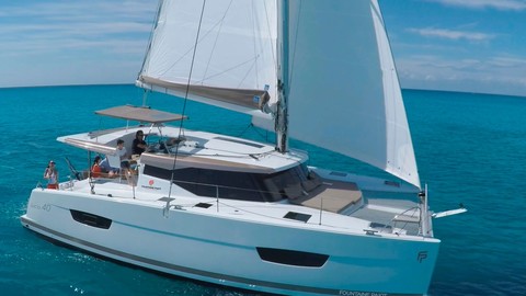 Fountaine Pajot Lucia 40