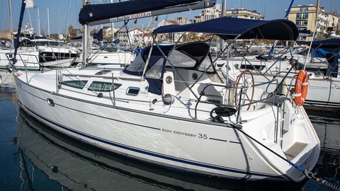 Jeanneau Sun Odyssey 35