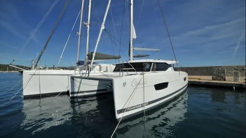 Fountaine Pajot Lucia 40