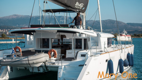 Lagoon 450 F