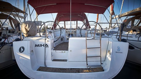 Beneteau Oceanis 46