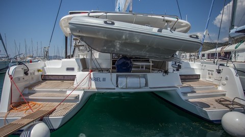 Lagoon 42