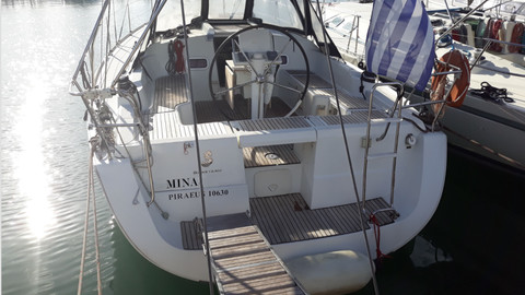 Beneteau Oceanis 37