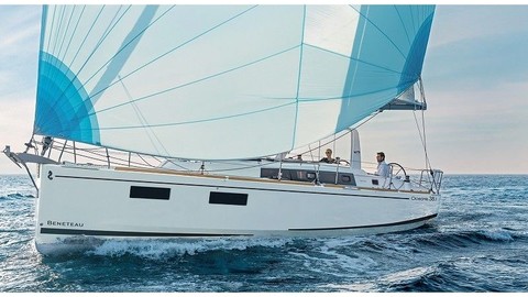 Beneteau Oceanis 38