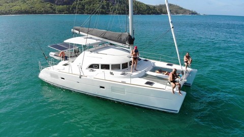 Lagoon 380 S2