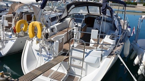 Beneteau Oceanis Clipper 423