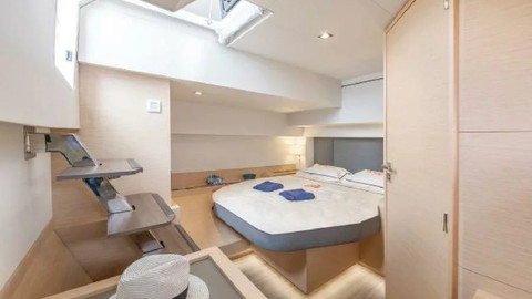 Fountaine Pajot Alegria 67