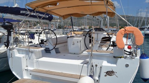 Beneteau Oceanis 51.1