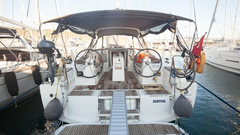 Beneteau Oceanis 38