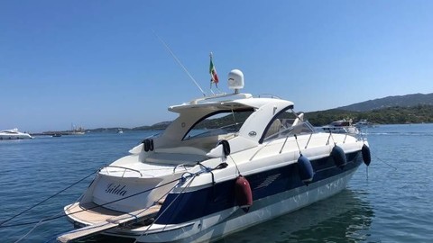 Blu martin 58 feet open