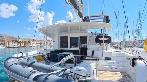 Lagoon 40