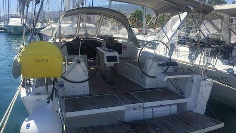 Dufour 382