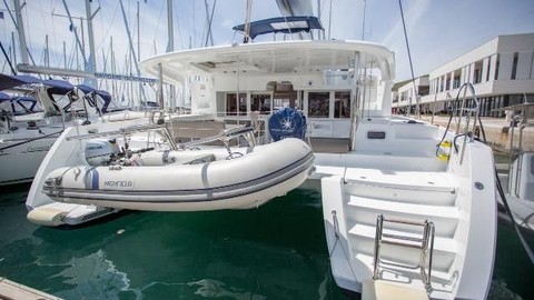 Lagoon 450 F