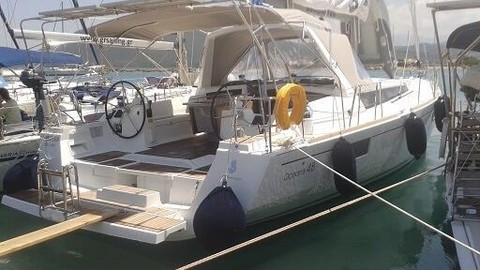 Beneteau Oceanis 48