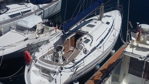 Bavaria 38