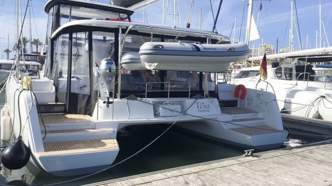 Lagoon 42