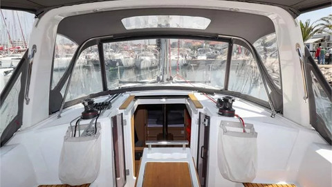 Beneteau Oceanis 35.1