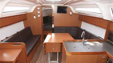 Bavaria 37 Cruiser