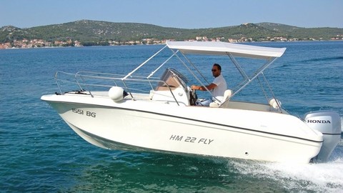 HM 22 Fly