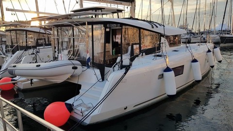 Lagoon 42