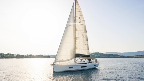 Beneteau Oceanis 51.1