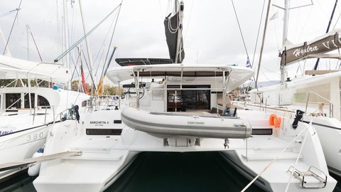 Lagoon 42