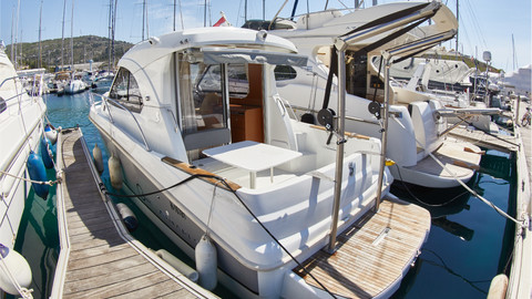 Beneteau Antares 8