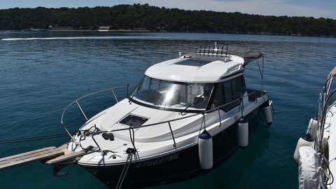 Jeanneau Merry Fisher 795