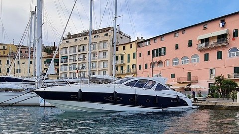 Atlantis 54
