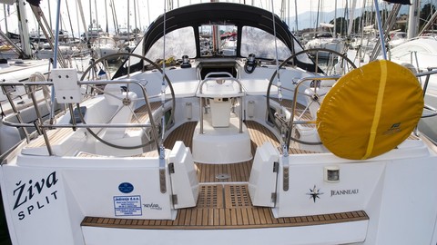 Jeanneau Sun Odyssey 49