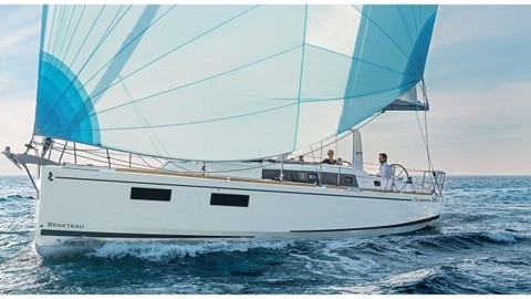 Beneteau Oceanis 38
