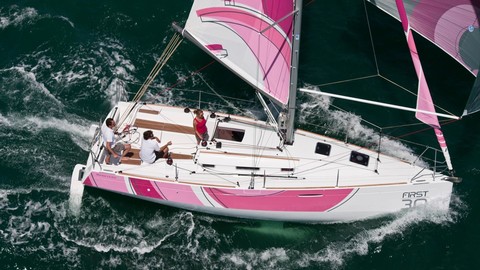 Beneteau First 30