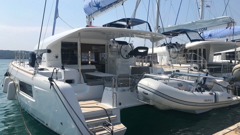 Lagoon 40