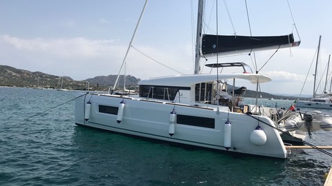 Lagoon 40